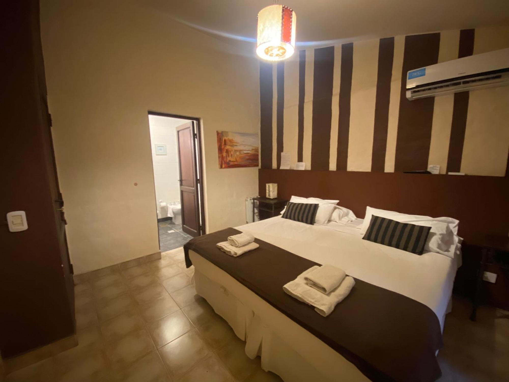 Hotel Las Chirimoyas Salta Eksteriør billede